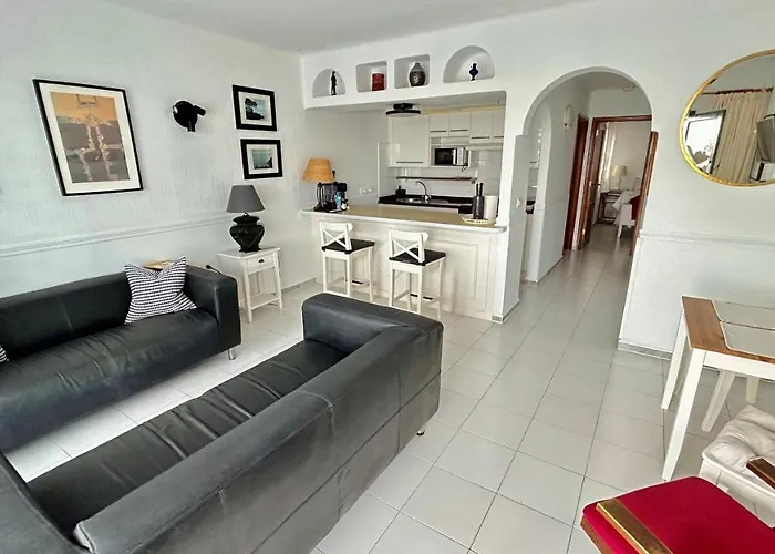 Pearl Apartment